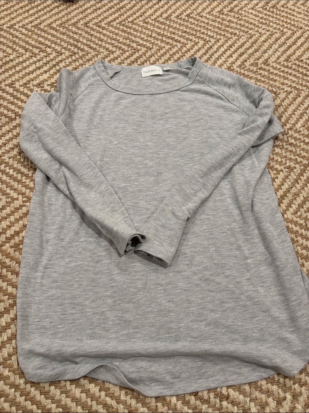 Mis & Tess Light Gray Long Sleeve Crew Tee